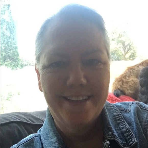 Meet your Posher, Wendy - Picture 1 of 1